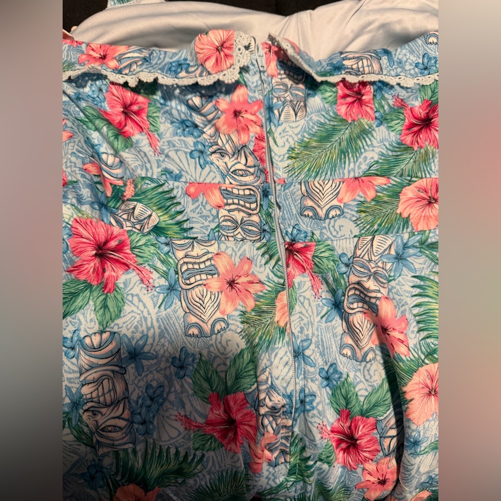 BNWOT Hot Topic Strapless Swing Vintage 40’s style Tiki Dress - Blue and Pink - Picture 4 of 5